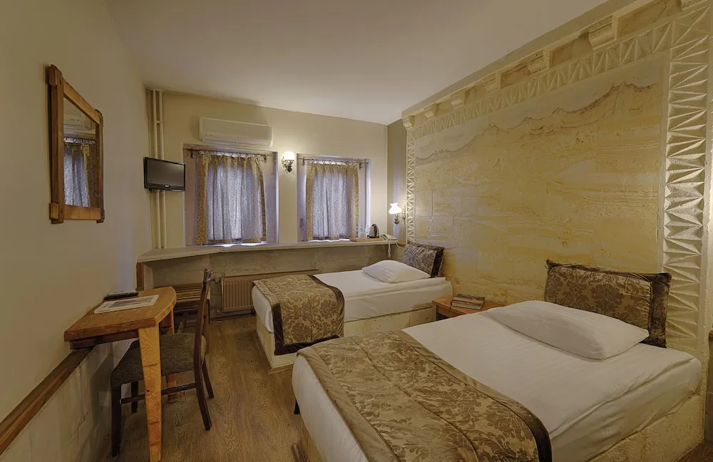 Economy Room