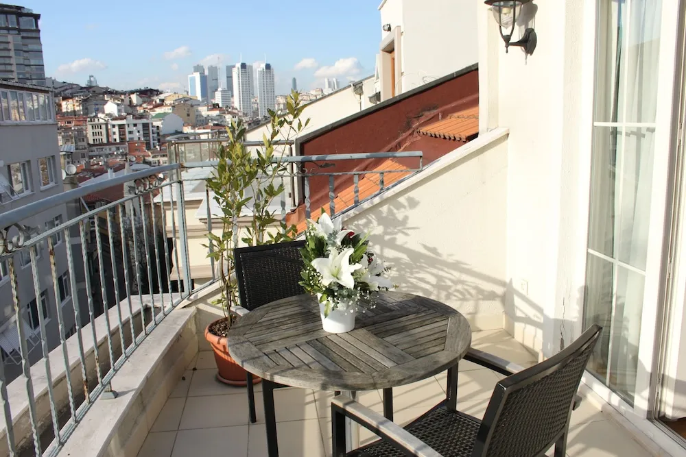 Penthouse Suite