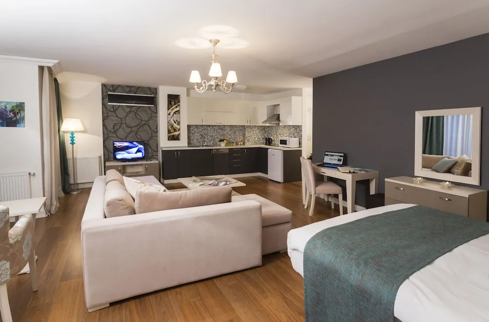 Deluxe Junior Suite