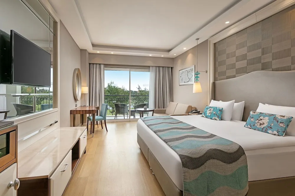 Family Suite (Main Building)