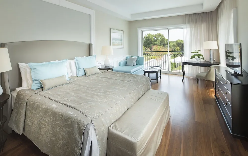 Design Pool Villa