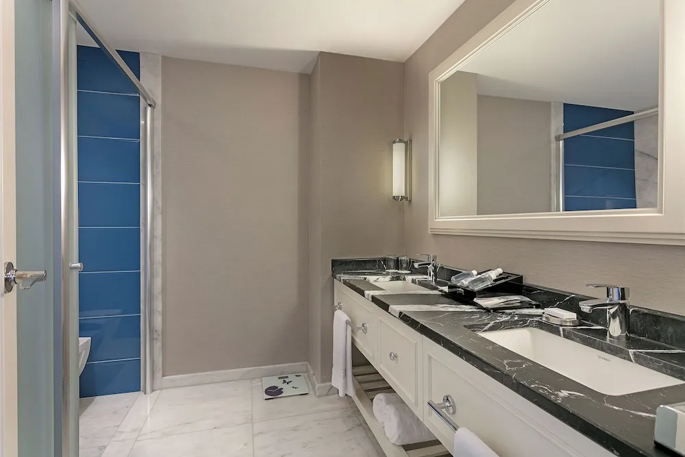 Major Suite