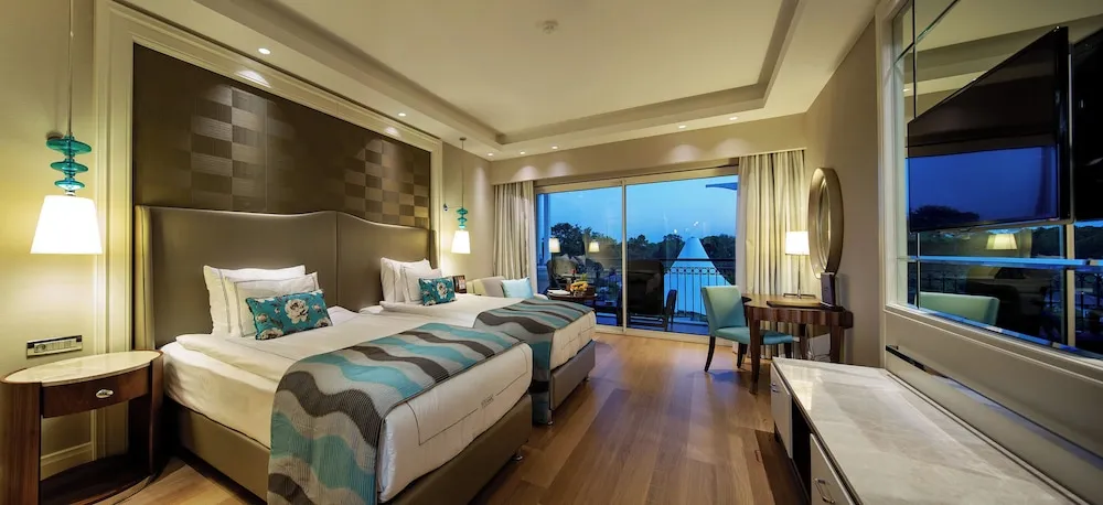 Family Pool Suite Balcony