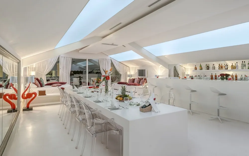 Madonna Suite