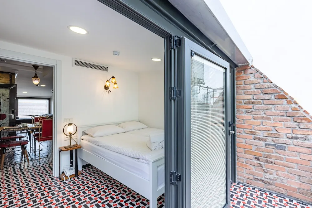 Çatı Katı Süiti (Penthouse)