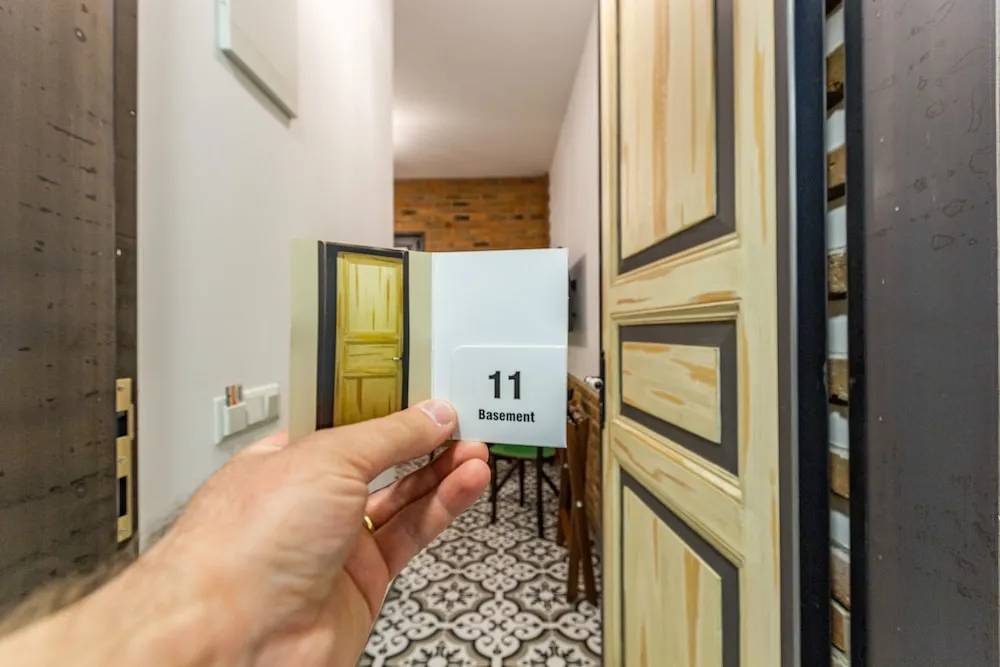 Modern Economy Double (Semi Basement Floor)