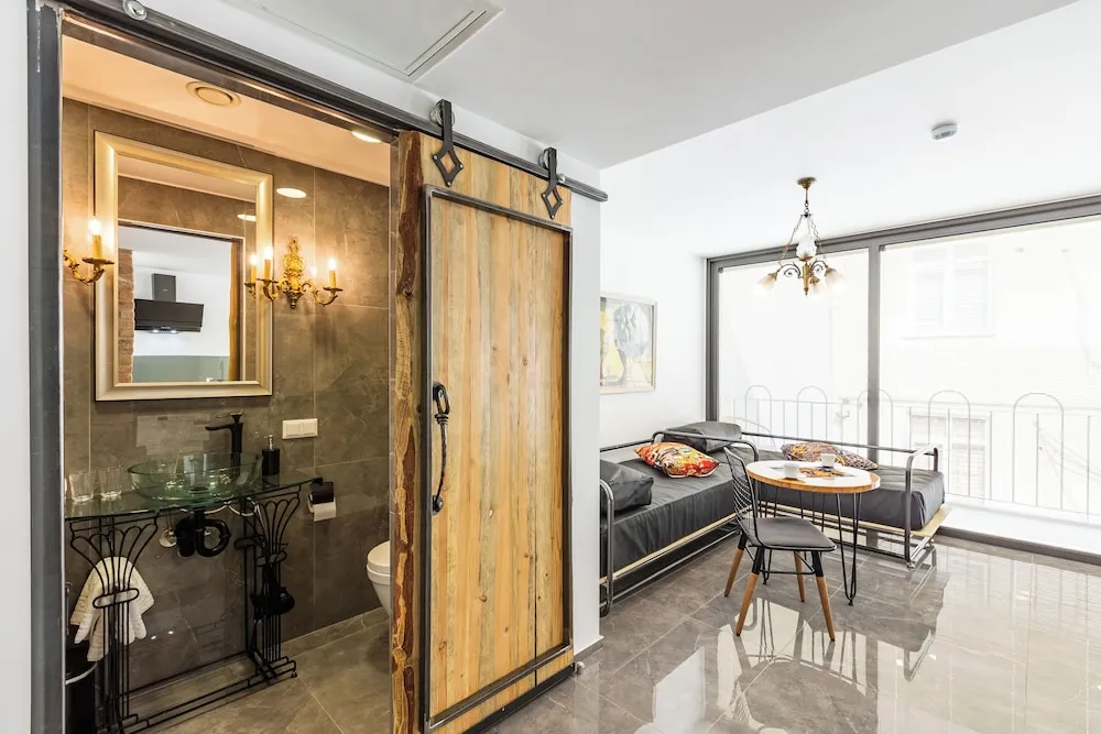 Balcony Room