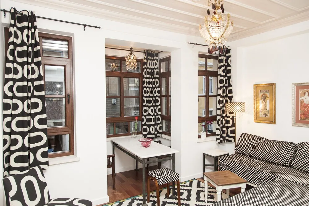 Deluxe Suite, Annex Building (70 m away)