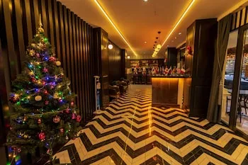 Express Plus Hotel