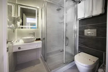 Great Fortune Design Hotel
