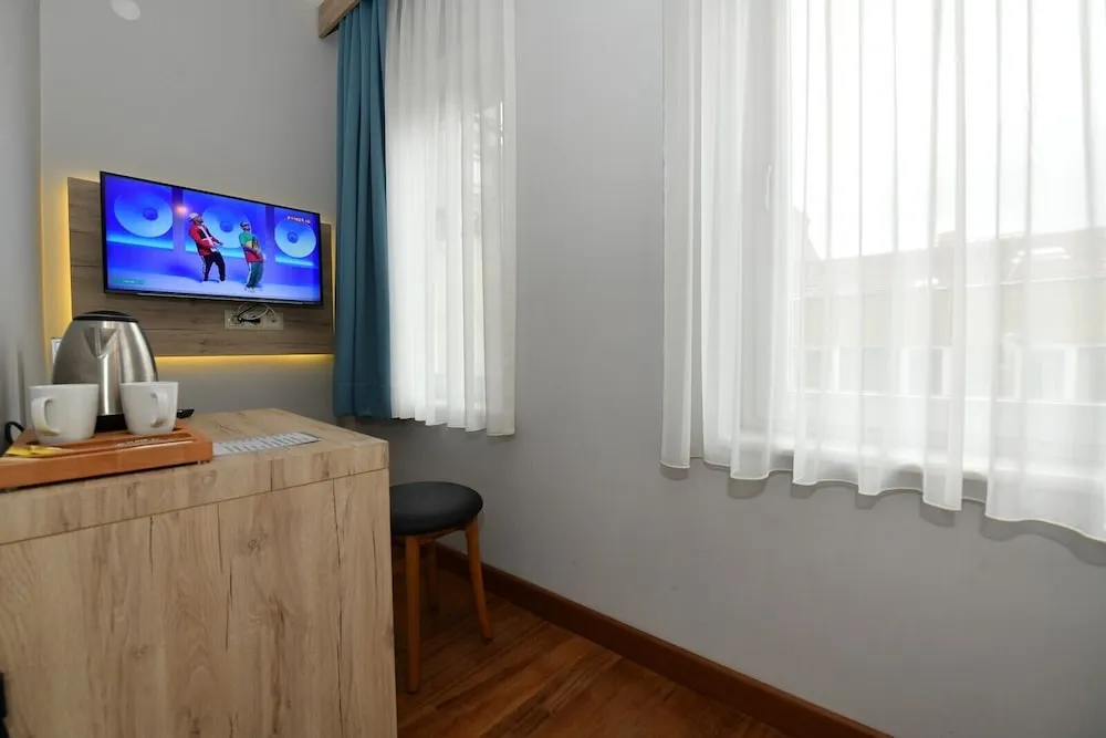 Economy Tek Büyük Yataklı Oda