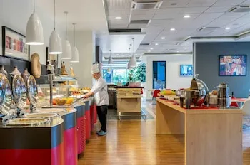 ibis İzmir Alsancak