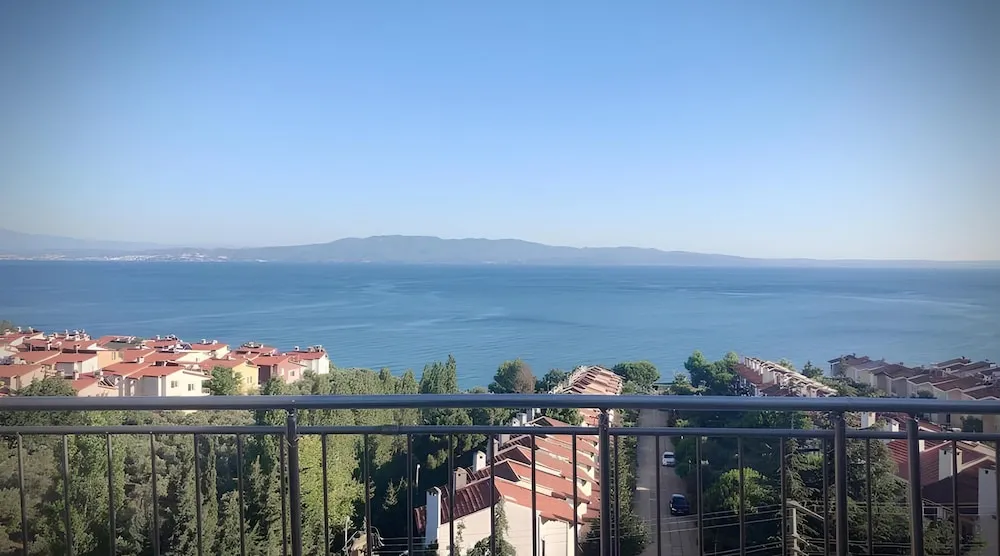 Family Oda, Deniz Manzaralı