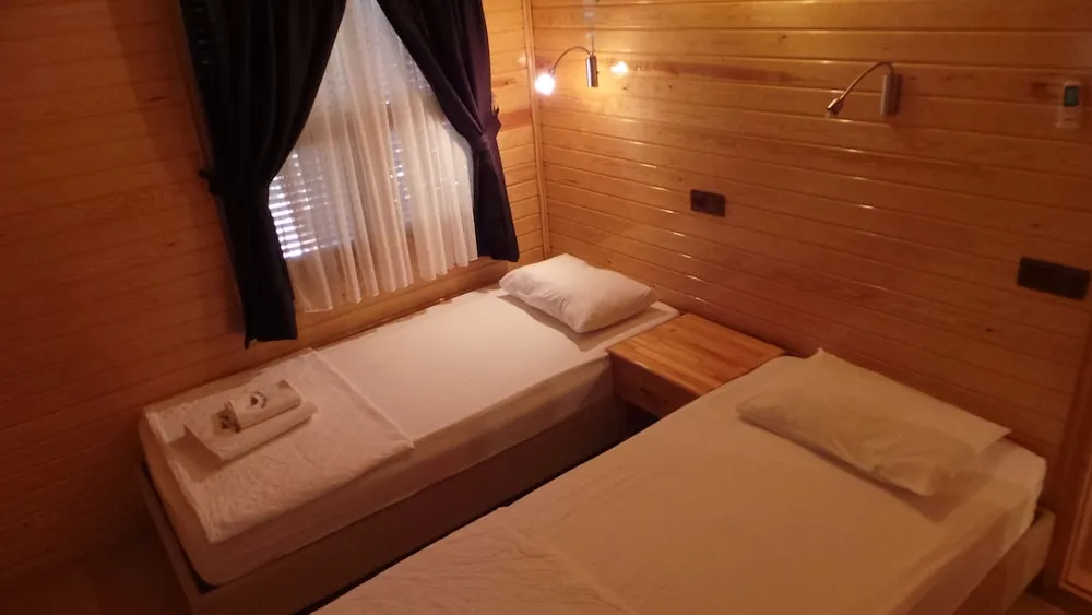 Bungalov, 2 Yatak Odası