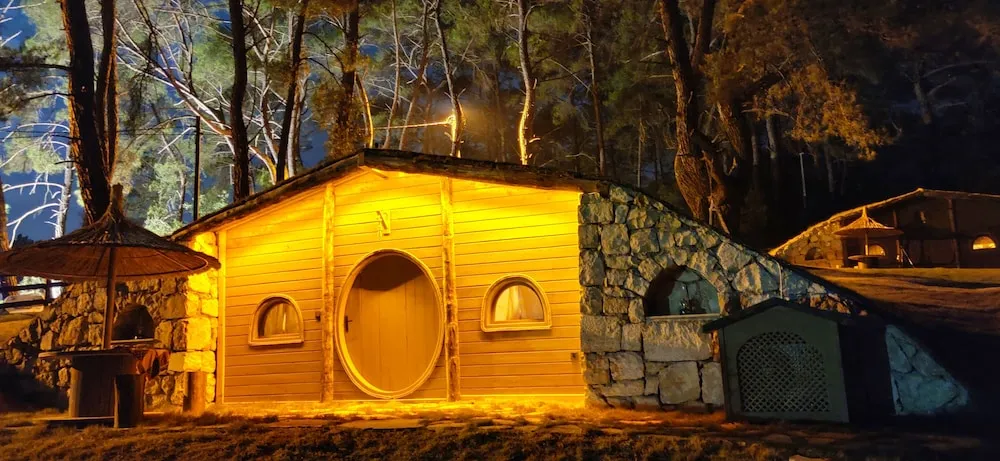 Hobbit House