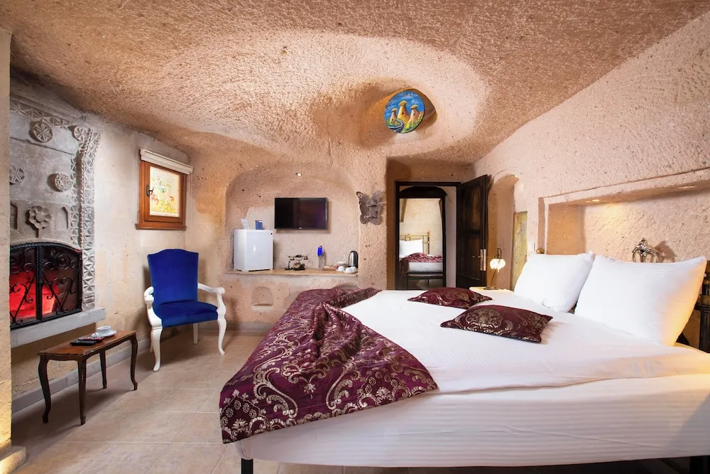 Family Cave Suite