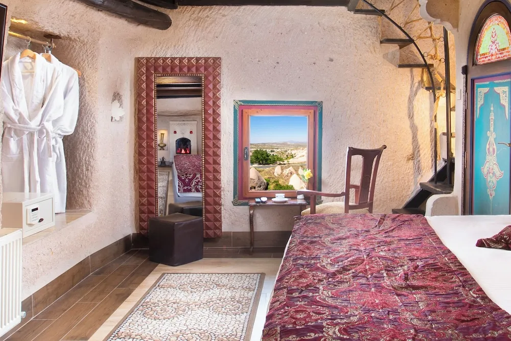 Family Cave Suite