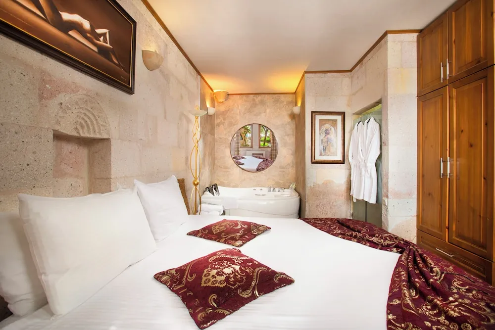 Family Cave Suite