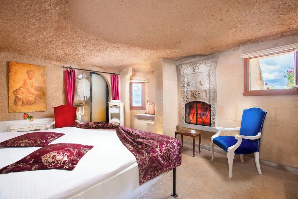 Family Cave Suite