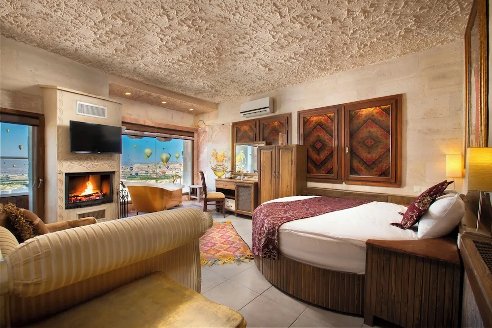 Luxury Room with Balloon View