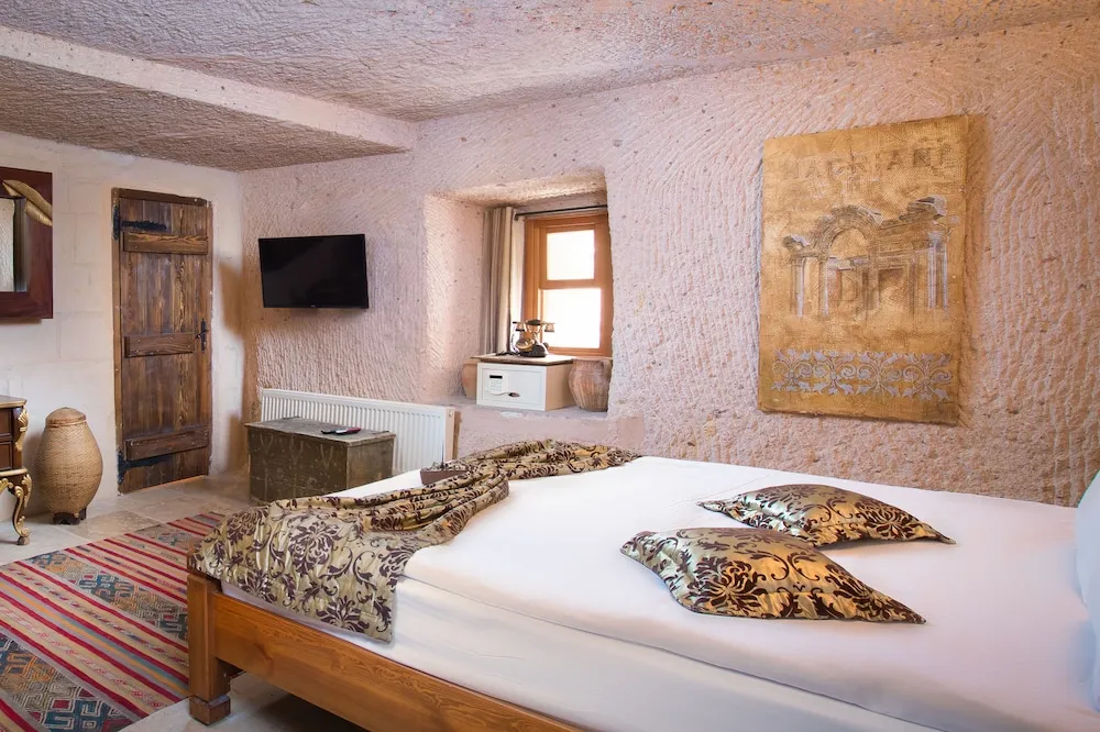 Junior Cave Room With Jakuzzi