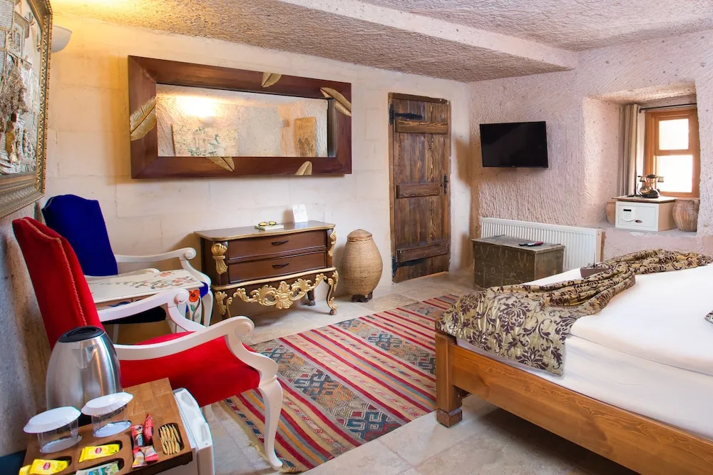 Junior Cave Room With Jakuzzi