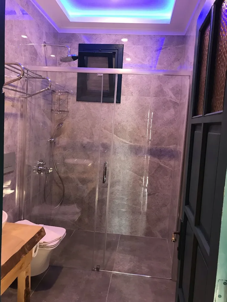 Design Bungalov, Sıcak Su Küveti