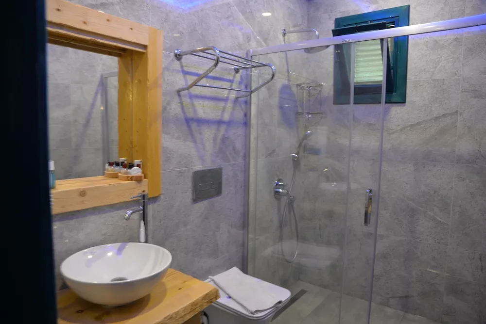 Design Bungalov, Sıcak Su Küveti