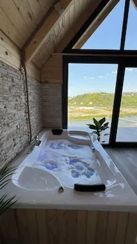 Ces Bungalov