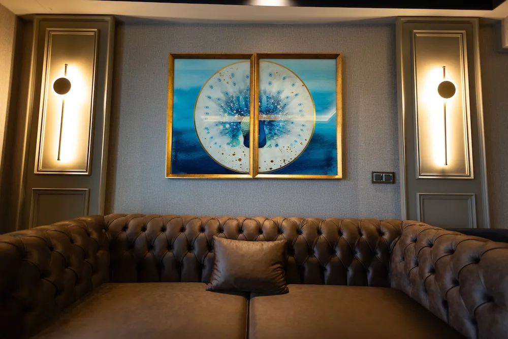 Queen Room