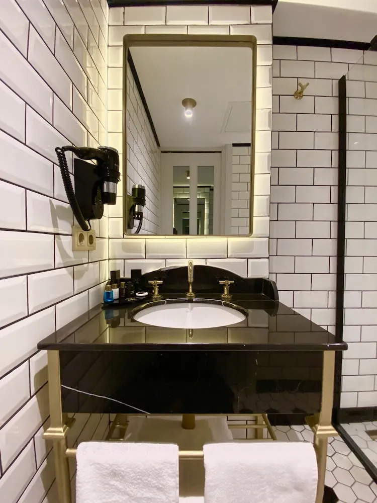 Deluxe Tek Büyük Yataklı Oda, Balkon
