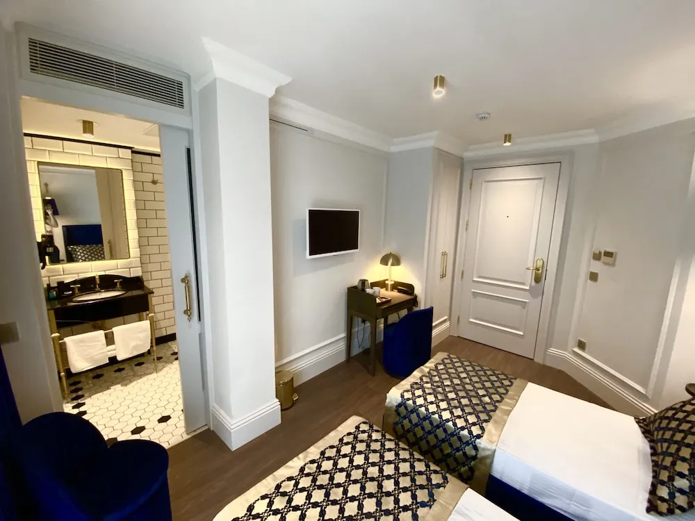 Deluxe İki Ayrı Yataklı Oda, 1 Yatak Odası