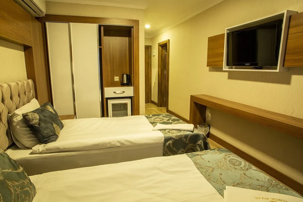 Standard Double / Twin Room