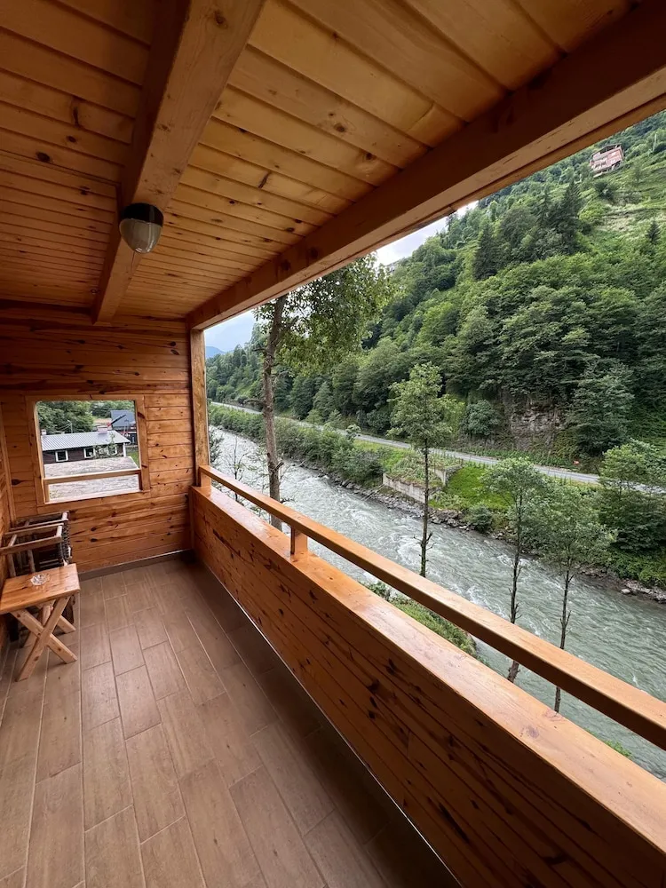 Family Kır Evi, 2 Yatak Odası, Göl Manzaralı