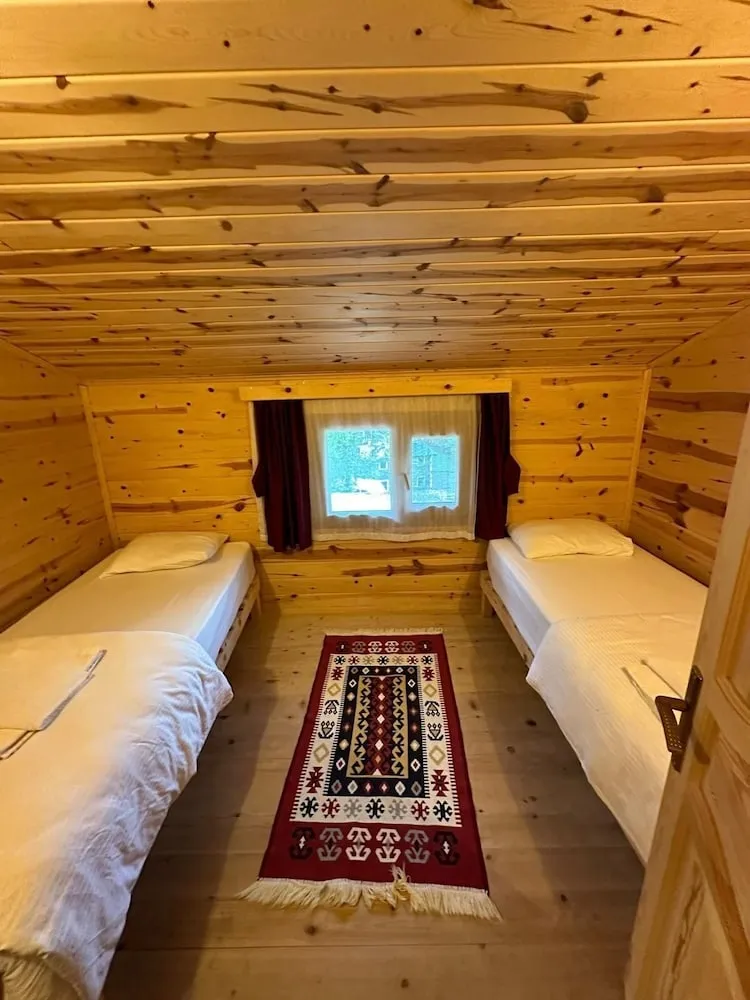 Family Kır Evi, 2 Yatak Odası, Göl Manzaralı