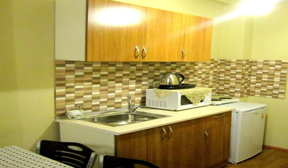 Quadruple Suite