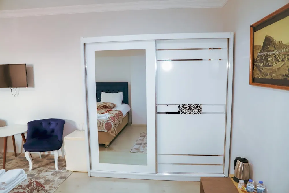 Standard Tek Büyük veya İki Ayrı Yataklı Oda