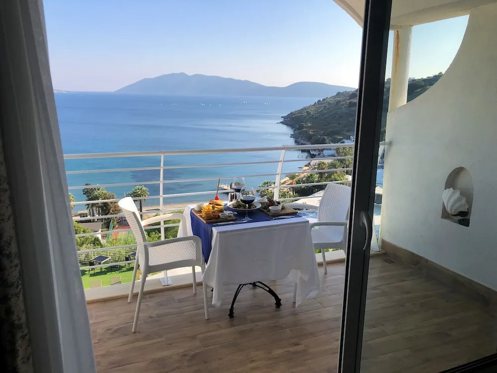 Standard Oda, Deniz Manzaralı