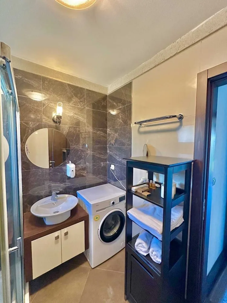 Superior Villa, Havuz Manzaralı