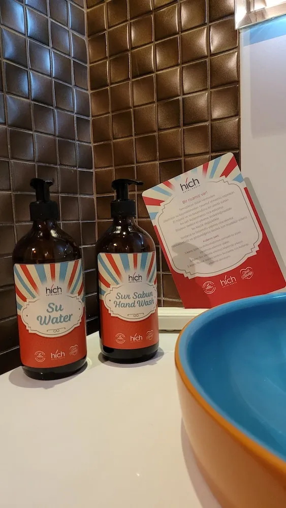 Design Tek Büyük Yataklı Oda, 1 Büyük (Queen) Boy Yatak, Sigara İçilmez, Avlu Manzaralı