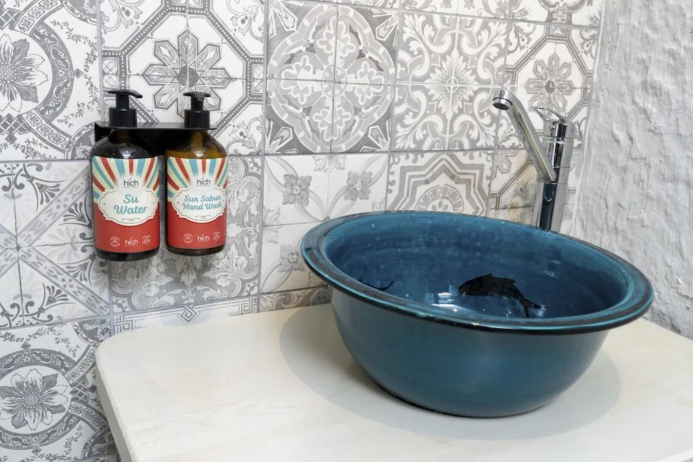 Design Tek Büyük Yataklı Oda, 1 Büyük (Queen) Boy Yatak, Sigara İçilmez, Avlu Manzaralı