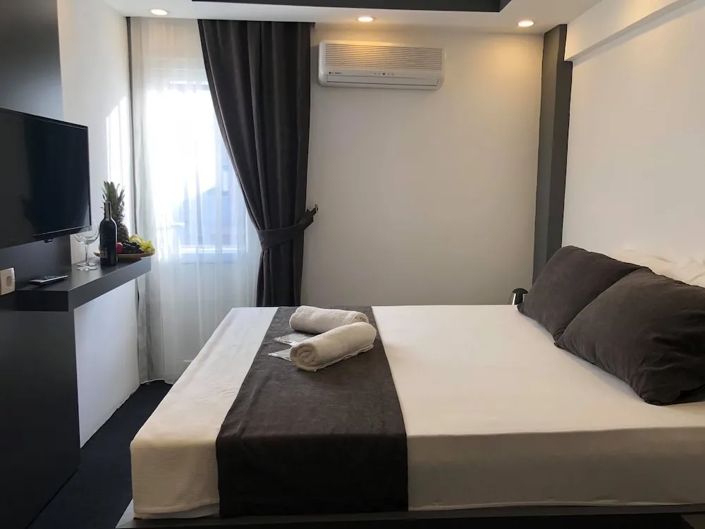 Deluxe Stüdyo Süit