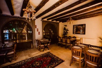 Ortahisar Cave Hotel