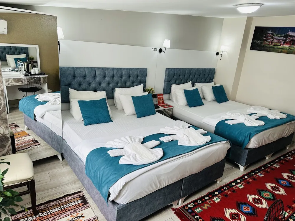 Family Dört Kişilik Oda