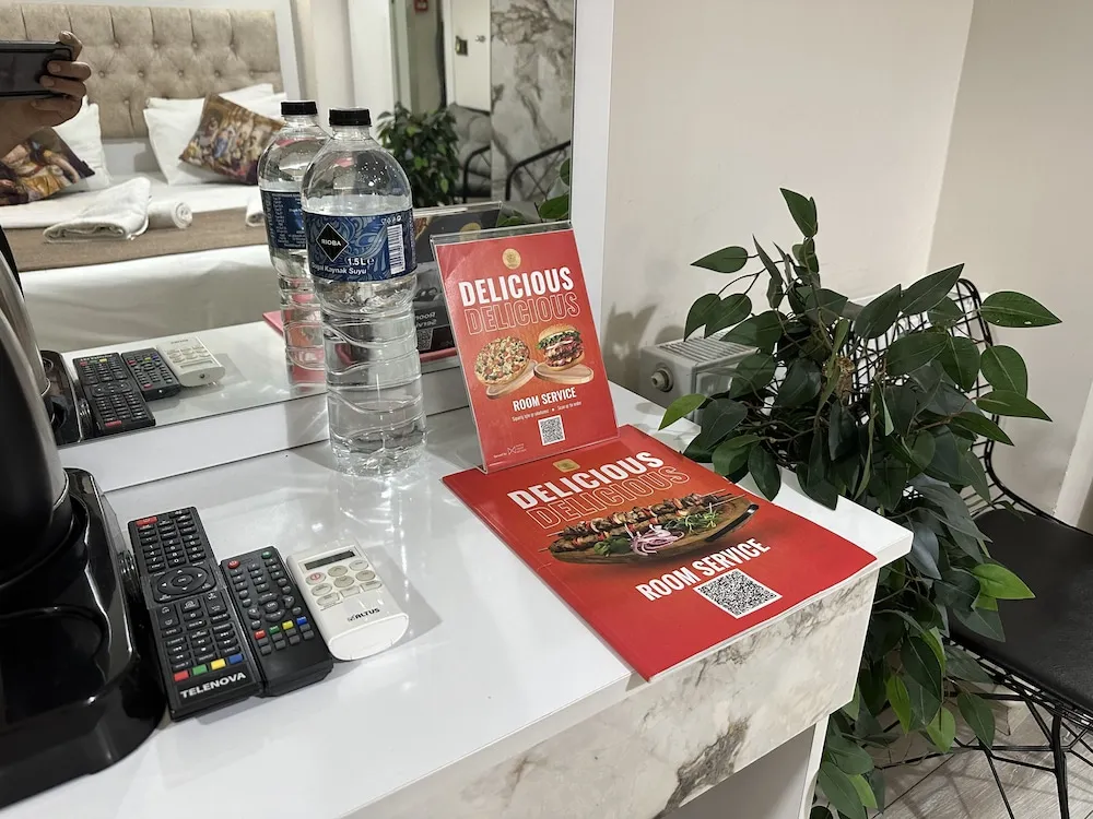 Deluxe Üç Kişilik Oda