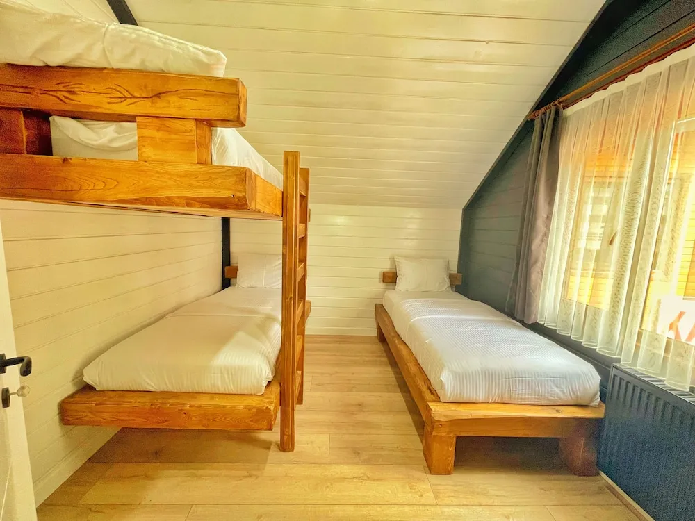 Family Bungalov, 2 Yatak Odası, Göl Manzaralı