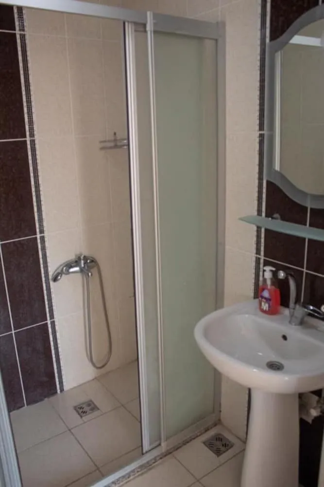 Classic Apart Daire, 1 Yatak Odası, Balkon, Bahçe Manzaralı