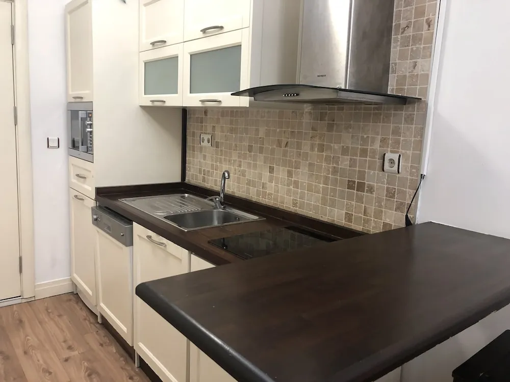 WHITE Apartment for 3 People