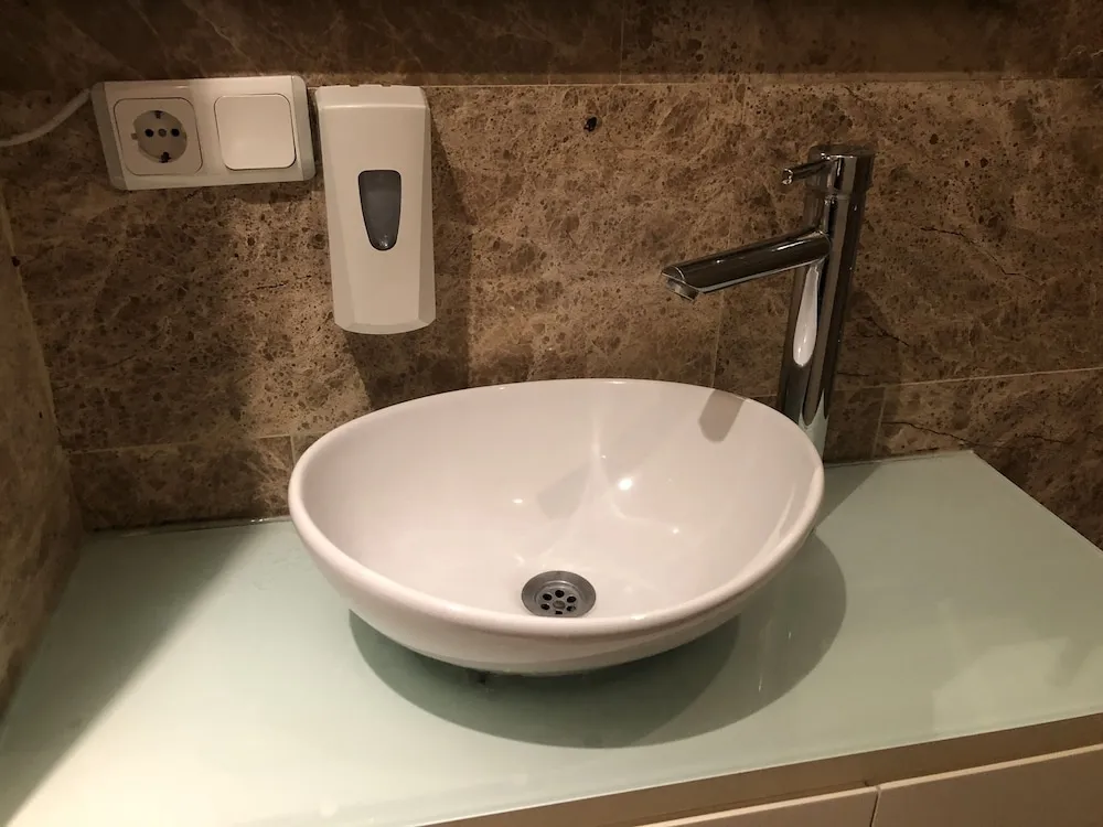 WHITE Apartment for 3 People