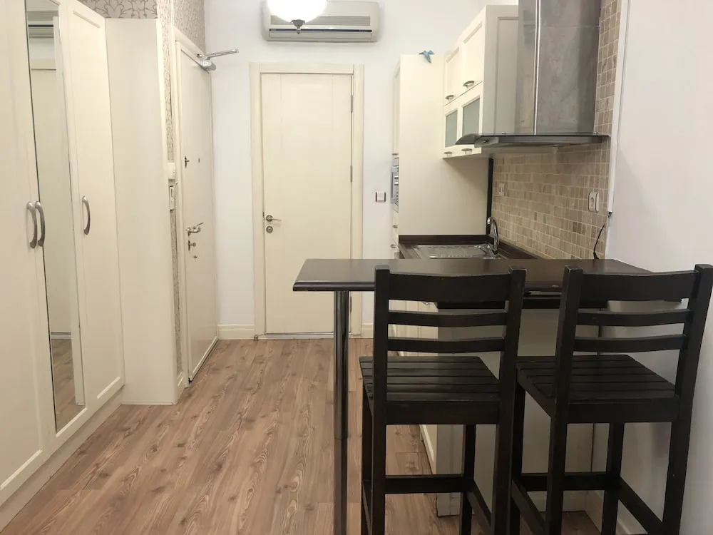 WHITE Apartment for 4 People